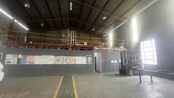 1 241  m² Industrial space