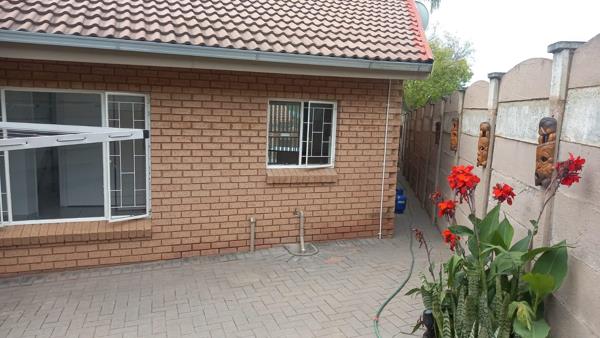 2 Bedroom Garden Cottage