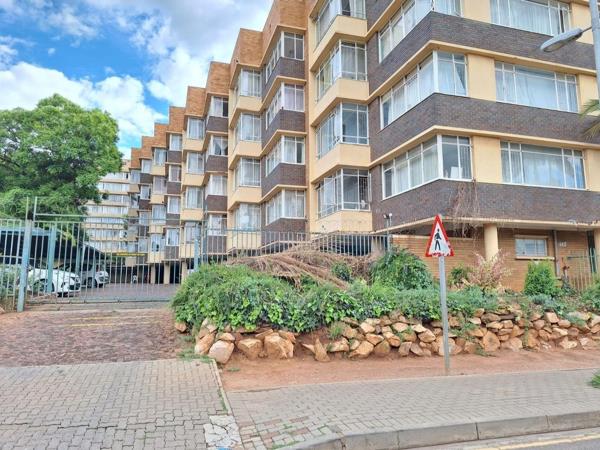 2.5 Bedroom Apartment