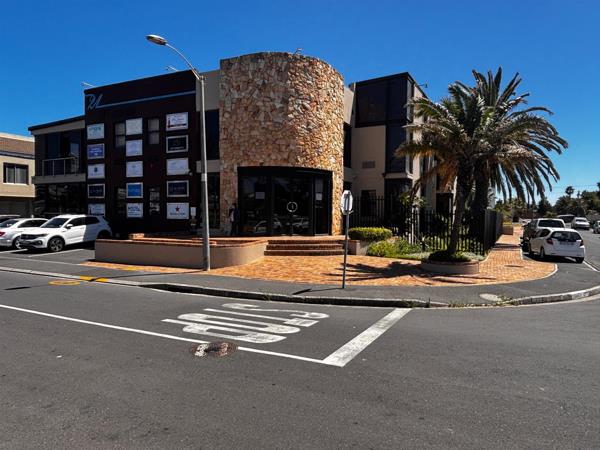 94  m² Office Space