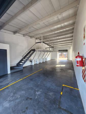 120  m² Industrial space