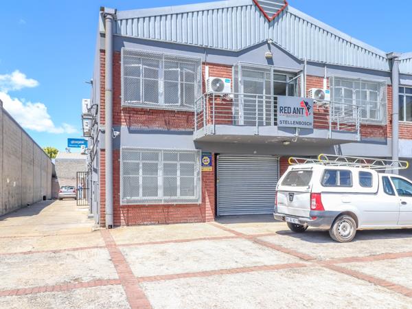 308  m² Industrial space