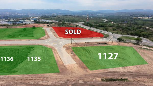 3 865 m² Land