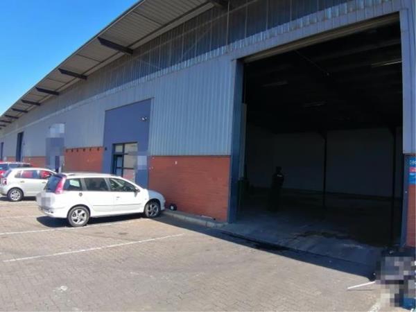 414  m² Commercial space