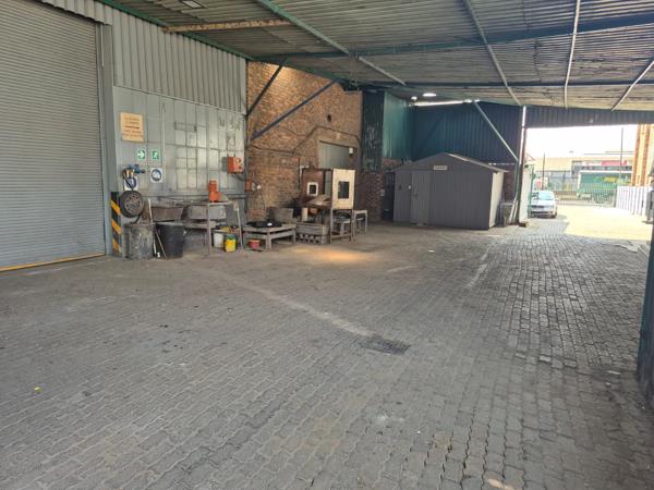 1 190  m² Industrial space