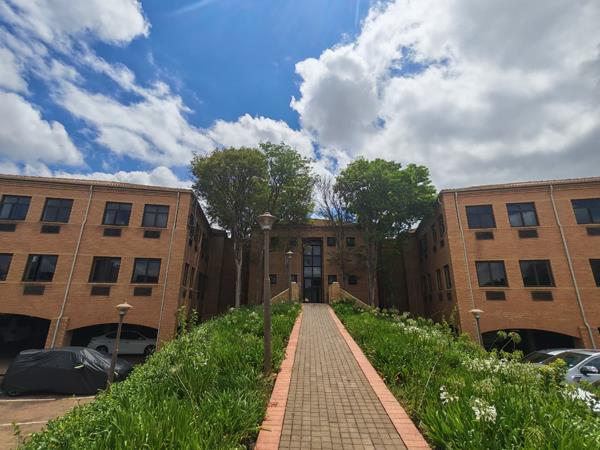 130  m² Commercial space