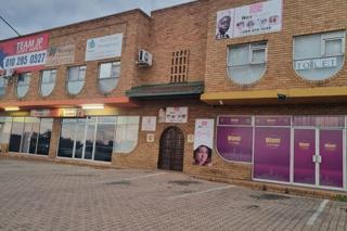 1 063  m² Commercial space