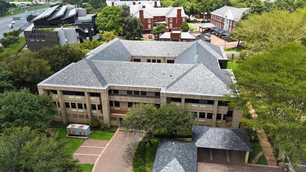 5 745  m² Commercial space