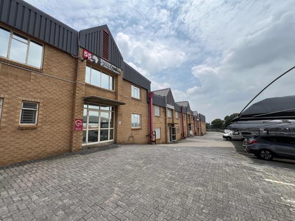 378  m² Industrial space