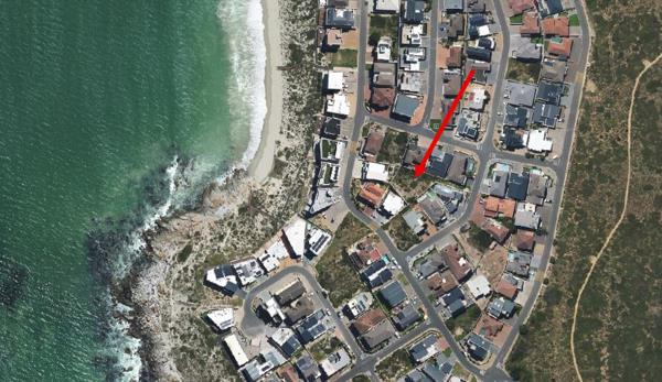 595 m² Land