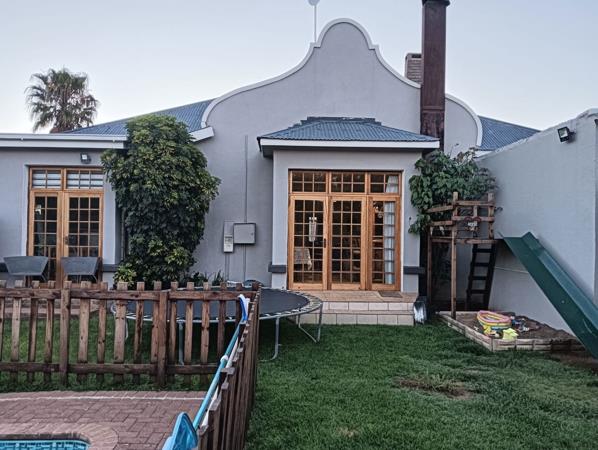 4 Bedroom House
