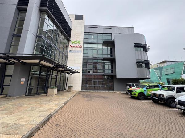 255  m² Office Space