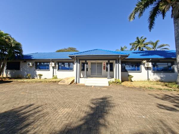 1 200 m² Commercial space