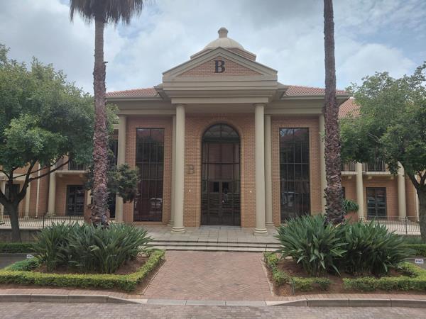 1 163 m² Commercial space