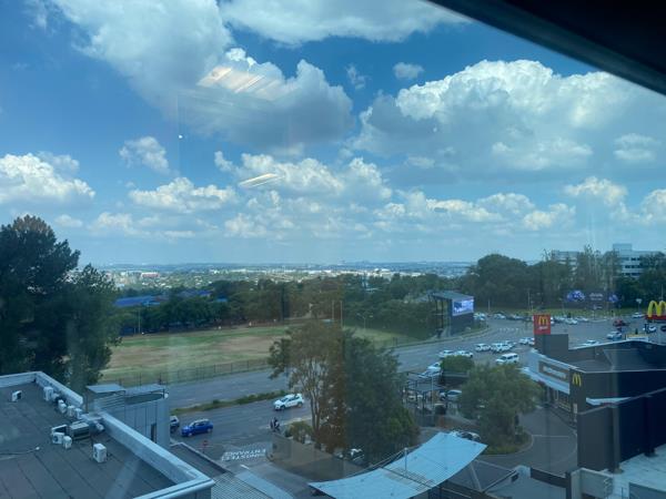 209 m² Commercial space