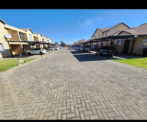 2 Bedroom Townhouse