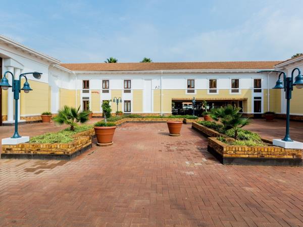 318.4  m² Commercial space