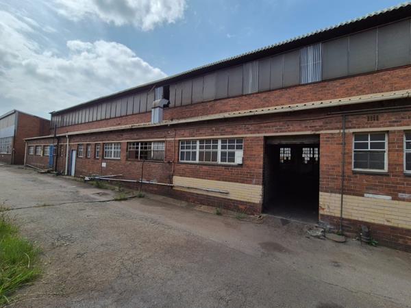 1 383  m² Industrial space