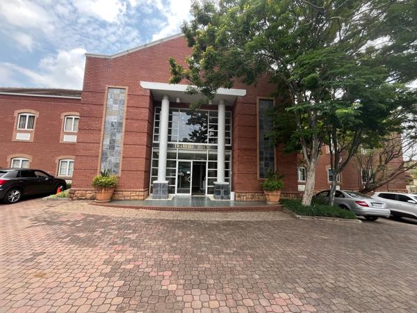 25  m² Commercial space