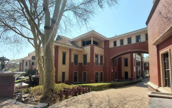 164 m² Commercial space