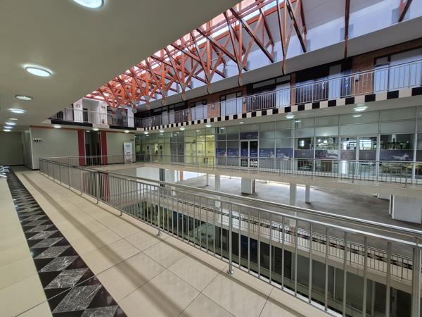 87.2 m² Commercial space
