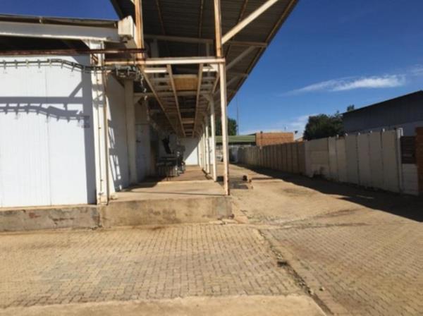 3 047  m² Industrial space