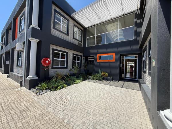 246  m² Commercial space