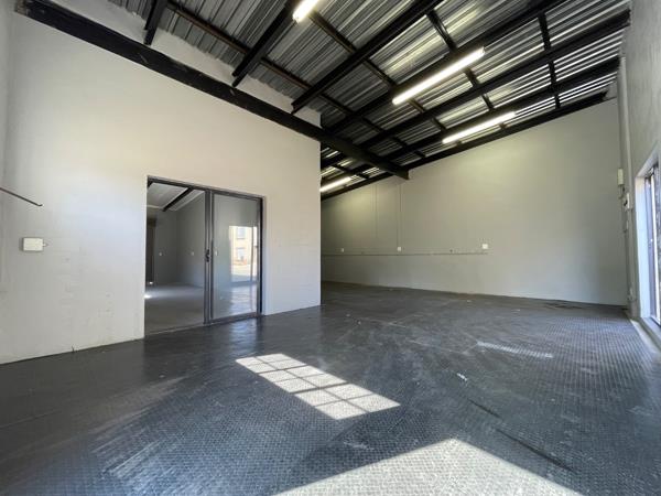 110  m² Commercial space