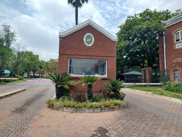 365  m² Commercial space