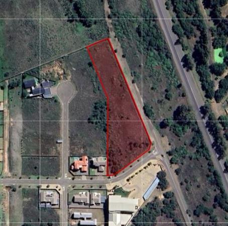 6 623 m² Land