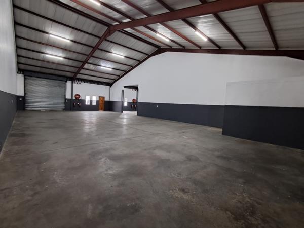 400  m² Commercial space