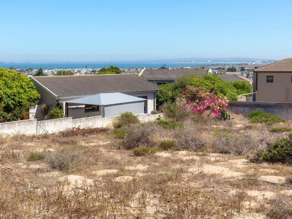 1 116 m² Land