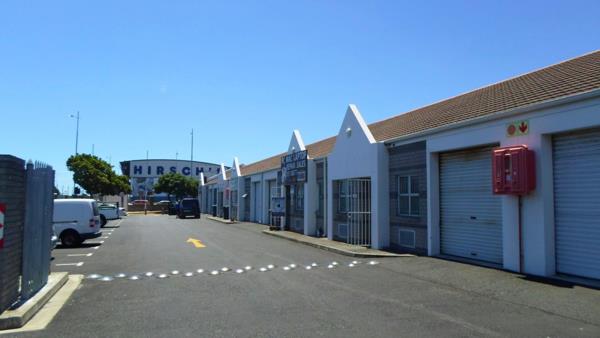 100  m² Industrial space