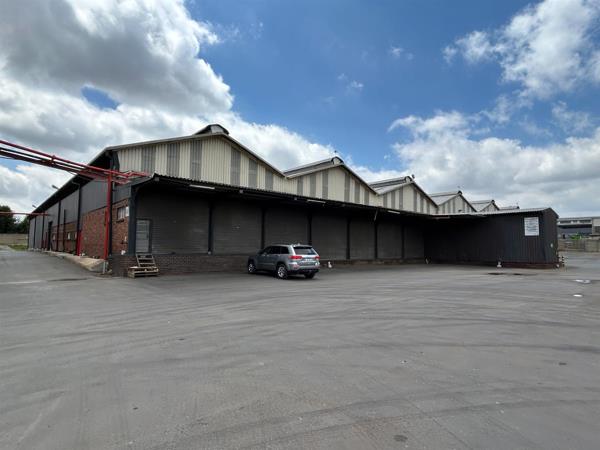 5 750  m² Industrial space