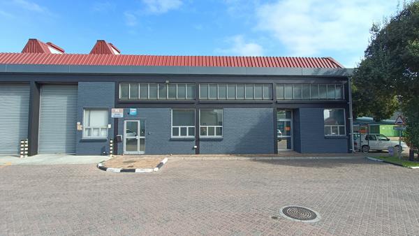 382  m² Industrial space
