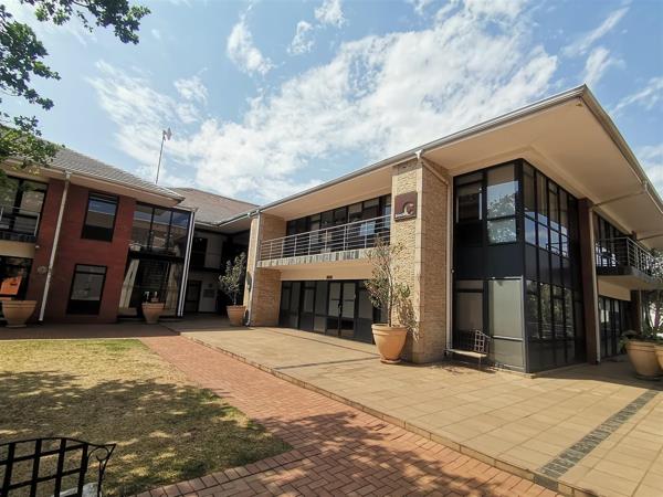 799  m² Office Space