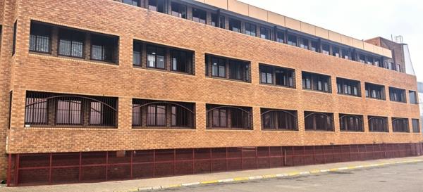 2 550 m² Commercial space