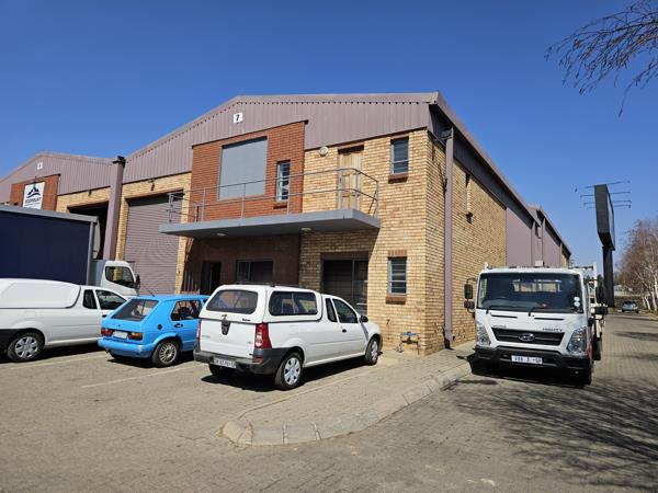 322  m² Industrial space