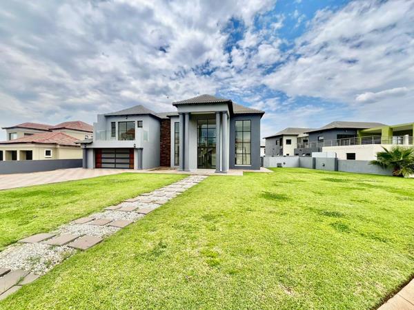 7 Bedroom House