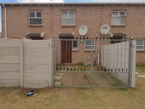 2 Bedroom House