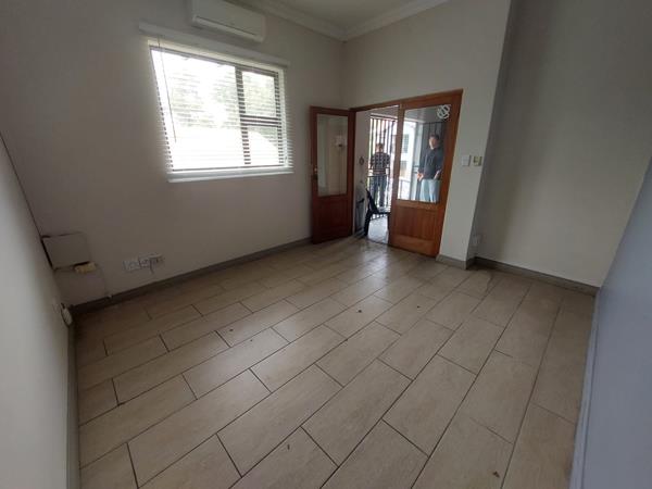 108  m² Commercial space