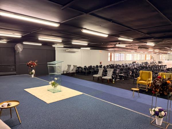 1 000  m² Industrial space