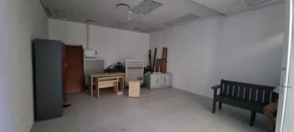 35  m² Commercial space