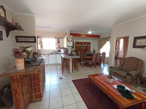 8 Bedroom House