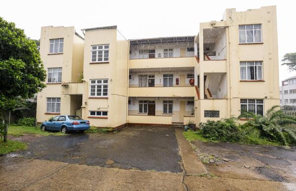 1.5 Bedroom Apartment