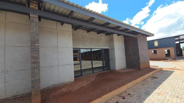 566 m² Industrial space