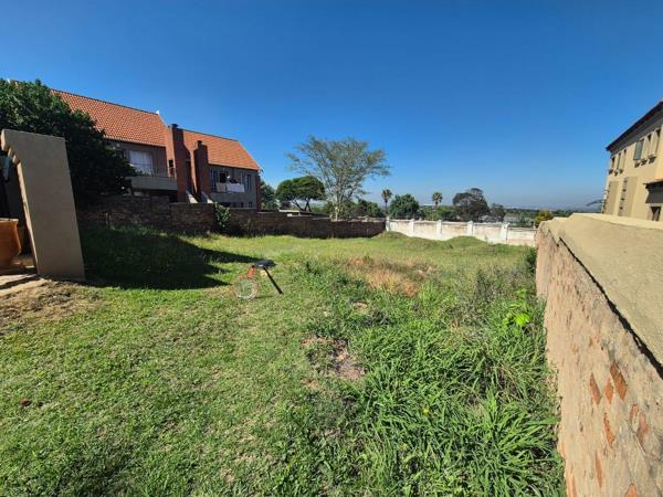 595 m² Land