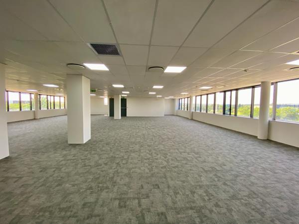 394 m² Office Space