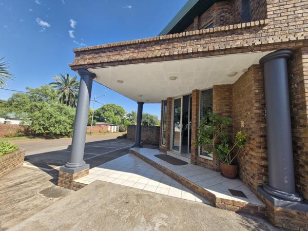 73  m² Commercial space