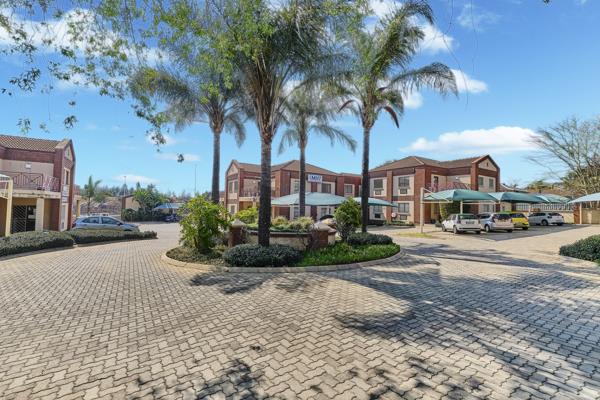 328  m² Commercial space